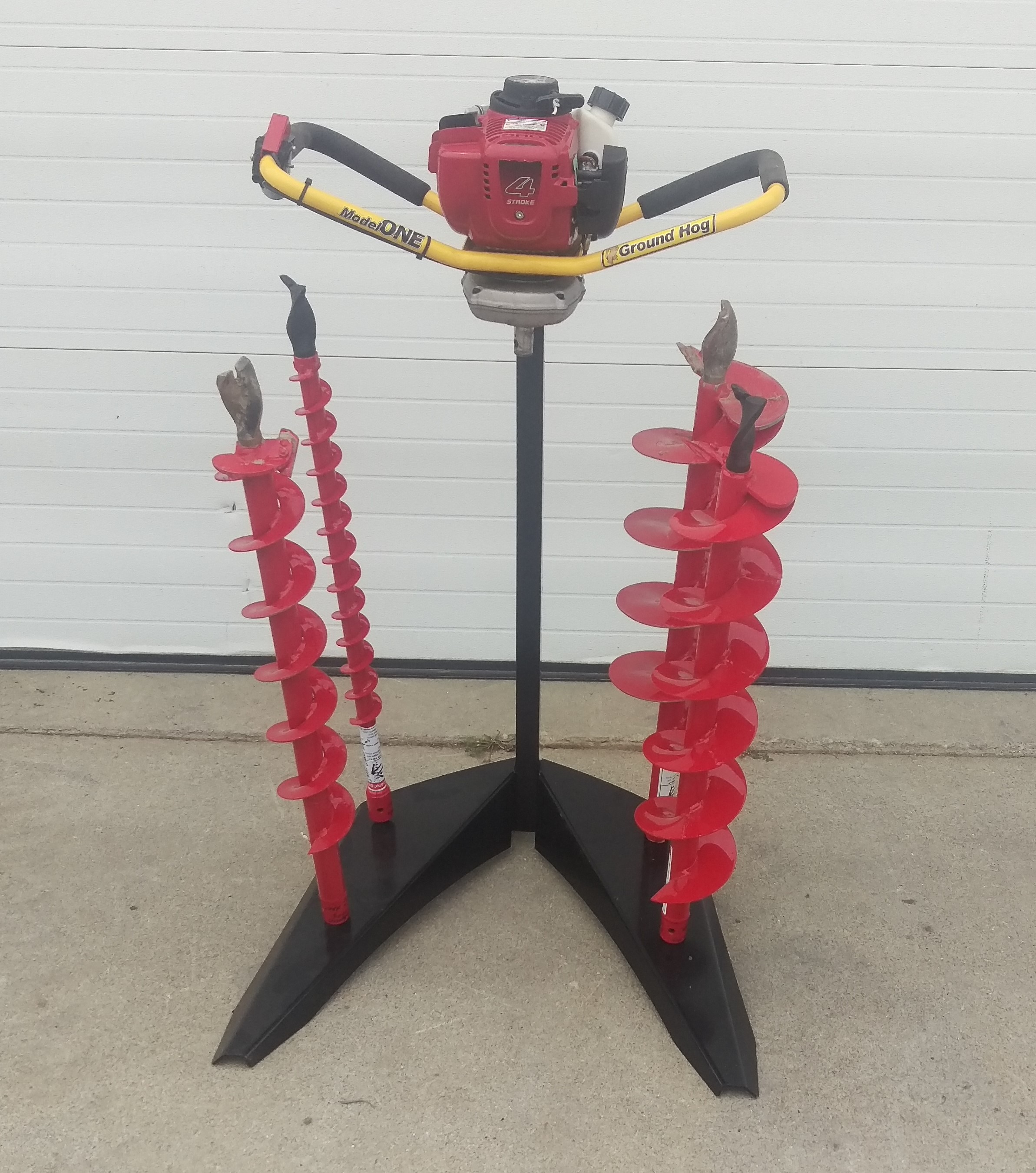 Auger-One Man w-2, 4, 6, 8 inch augers.jpg